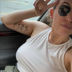 Meet your Posher, Priscila